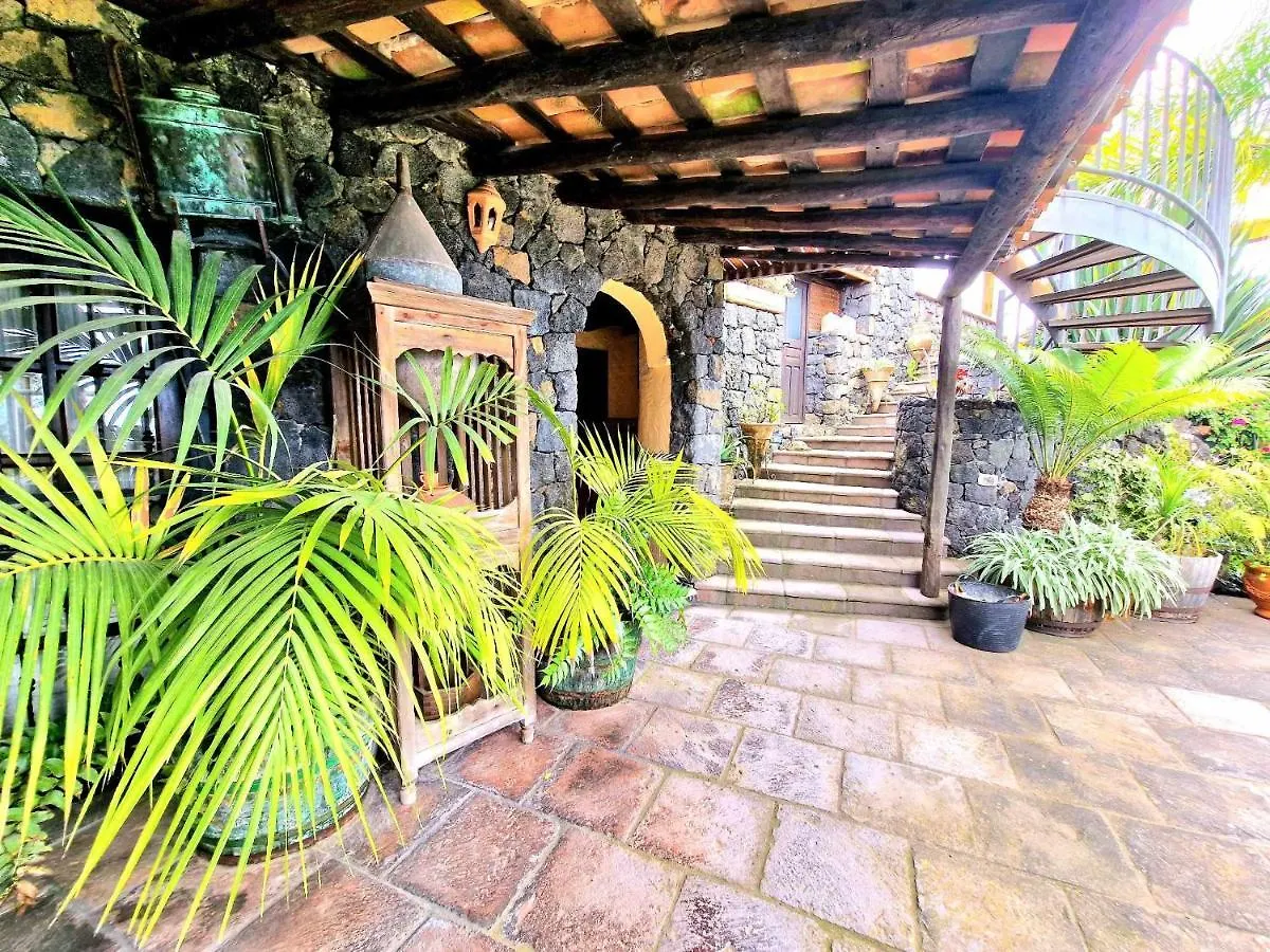 Villa Finca Los Loros Icod De Los Vinos By Hrtenerife Net Santa Cruz de Tenerife